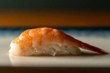 Asya Geleneksel Yemekleri Lezzetli Nigiri