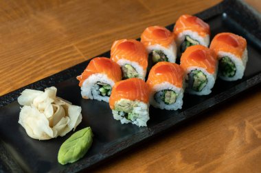 Asya Geleneksel Gıda Akira Özel Rolls