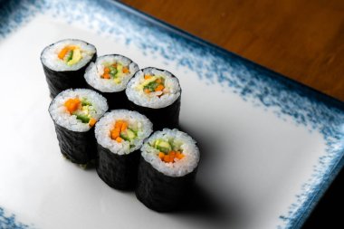 Geleneksel Asya yemeği Futo Maki