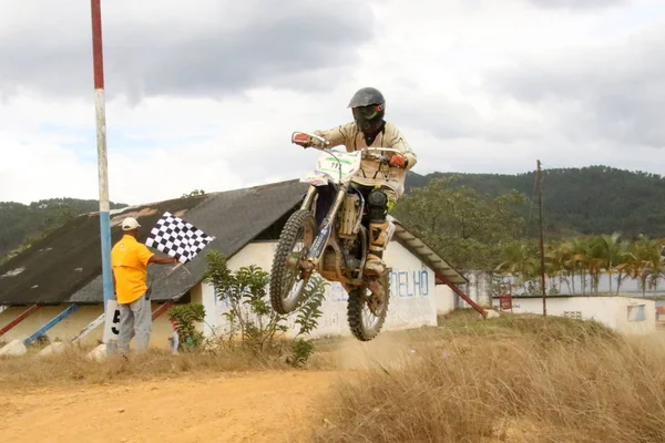 Motocross Ciclista Ganador — Foto de Stock