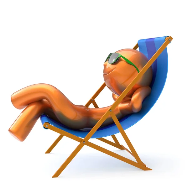 Homem sorridente relaxante praia deck cadeira óculos de sol verão resto — Fotografia de Stock