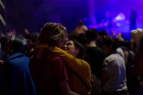 Tbilisi Open Air2019 Publikum Rukama Zdviženýma Hudebním Festivalu Světly Proudícími — Stock fotografie