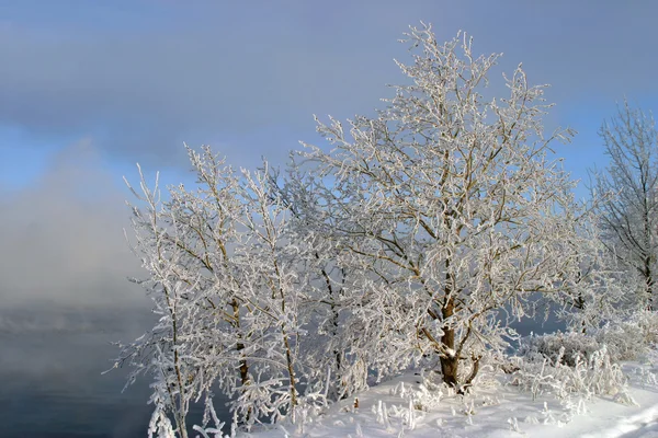 Giornata Invernale Soleggiata Sul Fiume Kama — Foto Stock