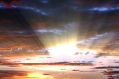 güneşin parlak ışınları