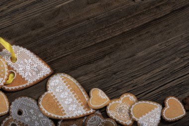 kalp şeklinde gingerbread