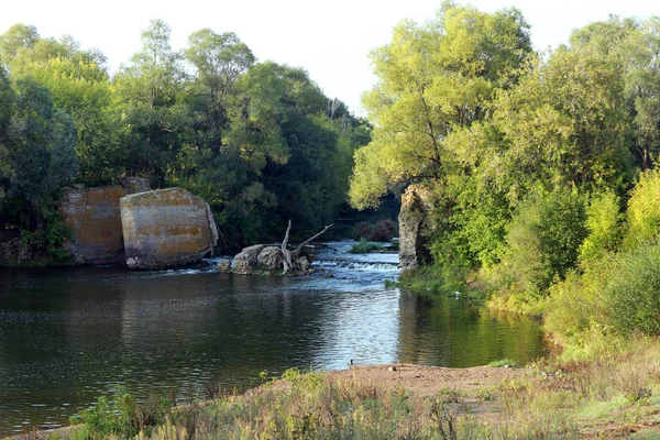 Matin sur la rivière — Photo