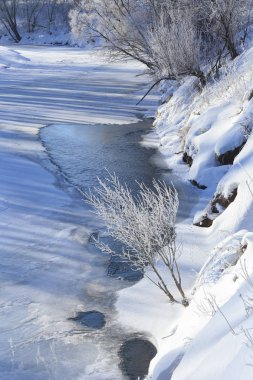 soğuk sabah Nehri üzerinde