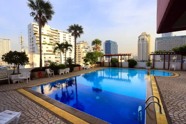 Bangkok Thailand December 2015 Beautiful Comfortable Modern Hotel Swimming Pool — Stock Photo, Image