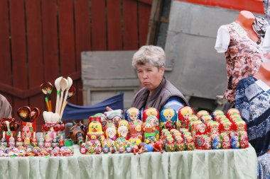 Yelabuga, Rusya - 3 Ağustos 2014: Yelabuga 'daki Shishkin Göletleri' ndeki Yıllık Spasskaya Fuarı.