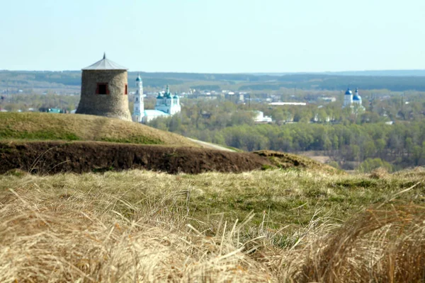 Toren Van Het Oude Bulgaarse Fort Een Hoge Klif Aan — Stockfoto