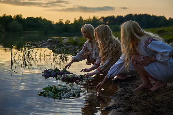 Tradición Nacional Rito Nacional Bielorrusia Chicas Guapas Tela Nacional —  Fotos de Stock