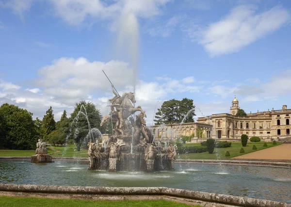 Fontänerna vid Witley Court, Worcestershire, England — Stockfoto