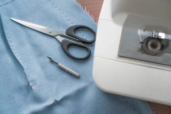 Composition Blue Cut Part Skirt Sewn Tuck Seam Ripper Scissors — Stock Photo, Image