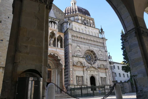 Bergamo Fasáda Katedrály Bílém Mramoru Kaple Botticino Colleoni — Stock fotografie