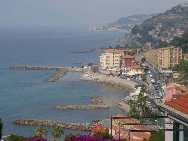 Panorama Vanaf Raineri Plein Aan Kust Van Imperia Porto Maurizio — Stockfoto