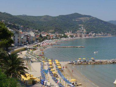 Laigueglia sahilinin panoraması