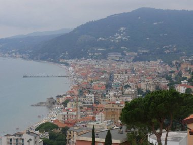 Alassio Panoraması ve Belvedere Florence Nightingale 'den sahili