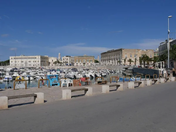 Trani Panorama Van Haven Gesloten Door Historische Gebouwen Gebouwd Door — Stockfoto