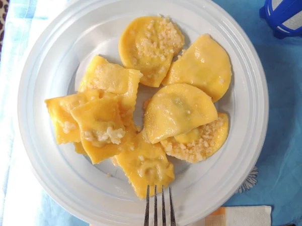 Tortelli Con Culata Patatas Sazonadas Con Mantequilla Salvia — Foto de Stock