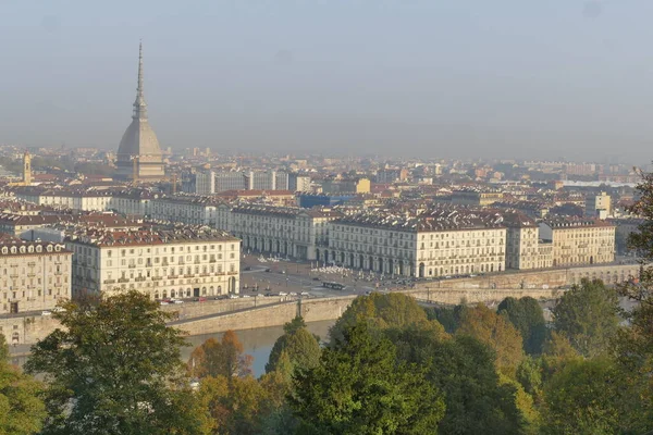 Nehri Murazzi Vittorio Veneto Meydanı Köstebek Antonelliana Ile Cappuccini Kilisesi — Stok fotoğraf