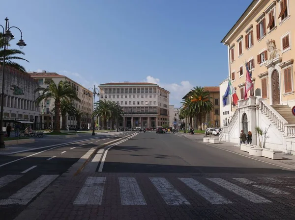 Livorno Palacio Del Ayuntamiento Fachada Neorrenacentista Con Escalera Monumental Campanario — Foto de Stock