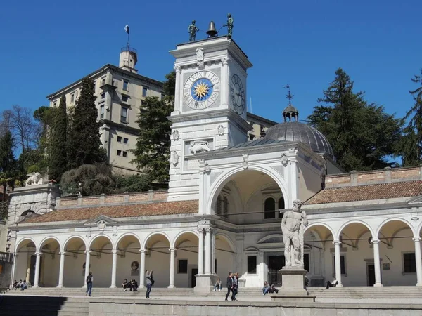 Praça Udine Piazza Libert Com Loggia San Giovanni Torre Relógio — Fotografia de Stock