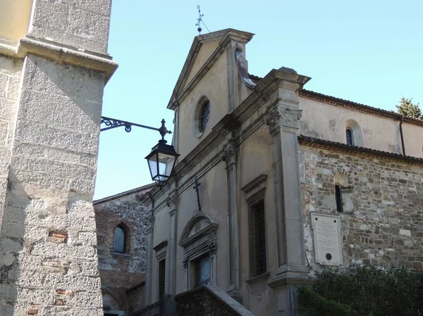 Udine Iglesia Santa Maria Castello Fachada Con Arco Grimani Lado —  Fotos de Stock