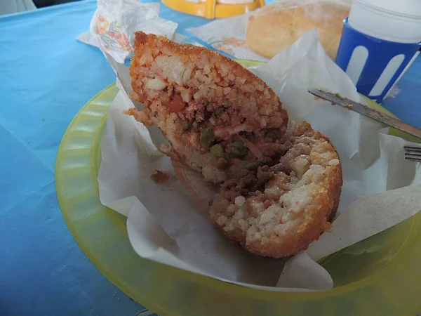 Arancino Siciliano Hecho Con Arroz Ragú Guisantes — Foto de Stock