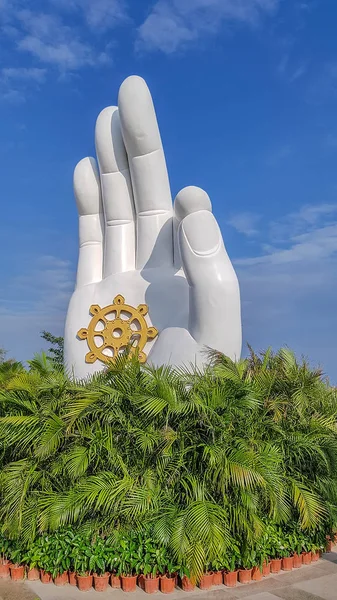 Hand of Buddha. Guanyin statue, Hainan, China — Stock Photo, Image