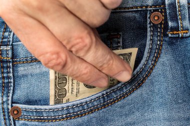 Kot pantolon cebinde closeup Doları banknot