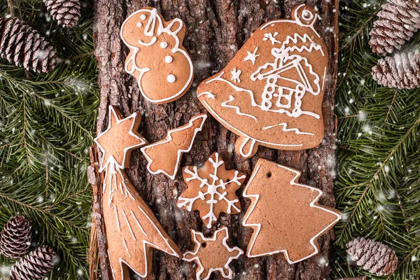 Tarjeta de felicitación de Navidad con pan de jengibre — Foto de Stock