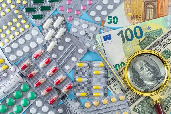 Different Medicines Money Rising Cost Health Care Medical Pills Money — Stock Photo, Image