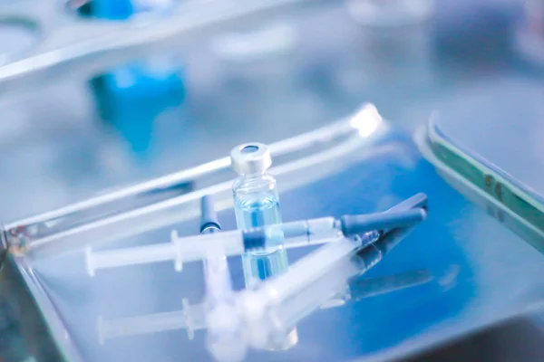 Aşı tüpü doz aşısı iğne şırıngası, tıbbi konsept aşı şırınga şırınga şırınga şırınga, şırınga şırınga, şırınga enjeksiyon, hasta bakımı, aşı, aşı, aşı, aşı, aşı, aşı....