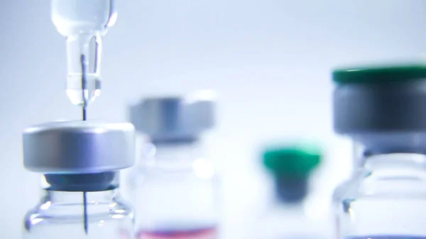 Aşı tüpü doz aşısı iğne şırıngası, tıbbi konsept aşı şırınga şırınga şırınga şırınga, şırınga şırınga, şırınga enjeksiyon, hasta bakımı, aşı, aşı, aşı, aşı, aşı, aşı....