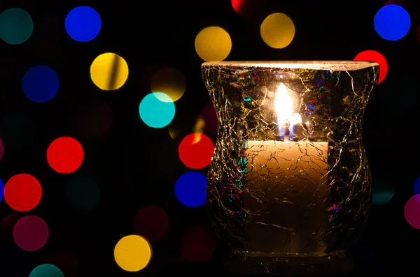 Bougie Noël Blanche Enveloppée Dans Des Lumières Noël — Photo