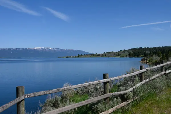 Vista Panoramica Lago Montagna Estivo — Foto Stock