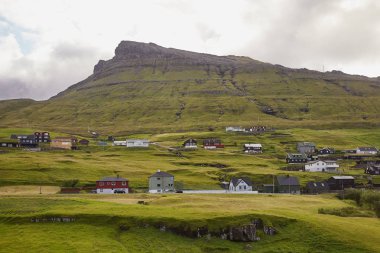 Vahşi ve güzel peyzaj Faroe Adaları, Denmar Köyü