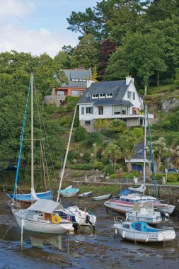 Pont-Aven 'deki ideal manzara, Finistere Bölümü' ndeki bir komün.