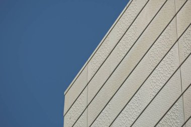 Oslo Norveç 'teki Norveç Opera Salonu' nun yan duvarında müzik kutusu deseni var.