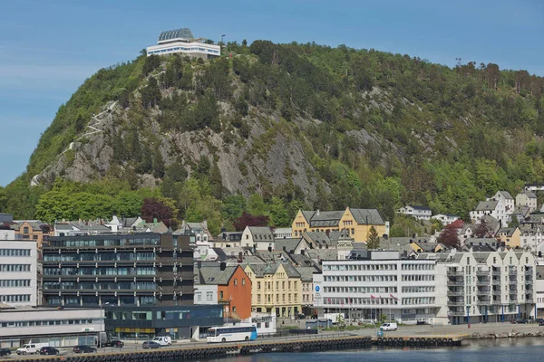 노르웨이 알에 즈 드에 있는 건물 들 ( 또는 미술로 더 잘 알려져 있음 ) — 스톡 사진