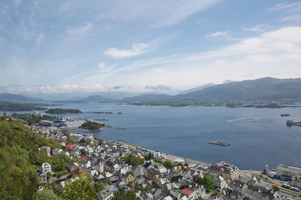 The bird 's eye view of Alesund port town on the west coast of Norway, at the entrance to the Geirangerfjord . — стоковое фото