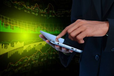 Dijital illüstrasyon iş adamı dijital tablet hesaplama