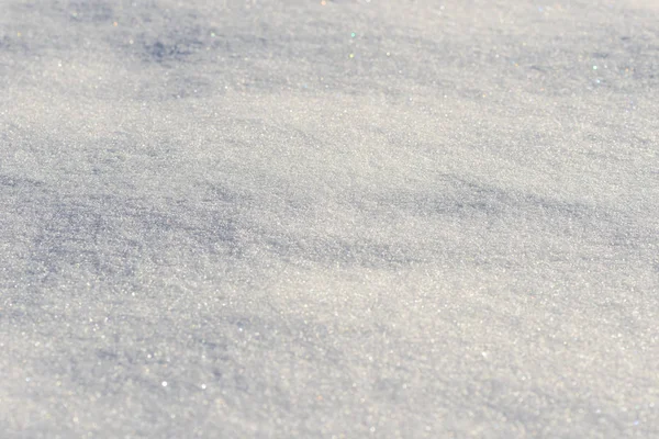 Limpar a superfície da camada de neve — Fotografia de Stock