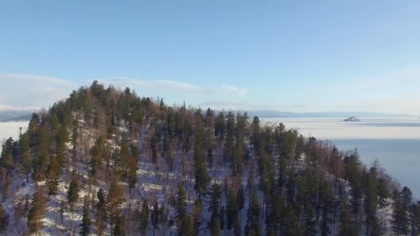 4K. Prores codec. Inquérito aéreo do ar. Inverno. Lago Baikal — Vídeo de Stock