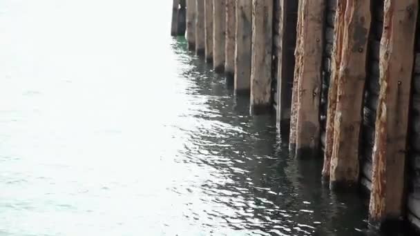 Deniz Baykal doğası. Olkhon Adası feribot — Stok video