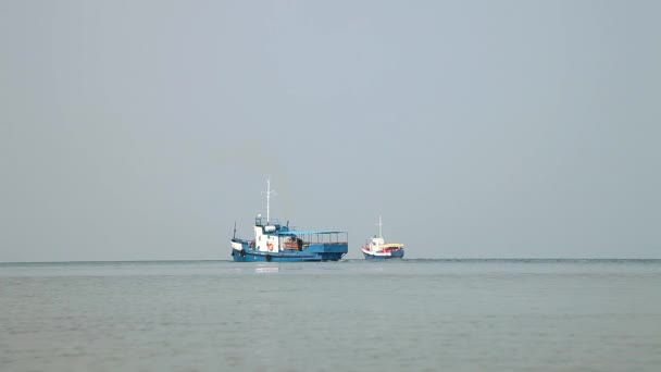 Nature of Lake Baikal. The ship is moving along the lake — Stock Video