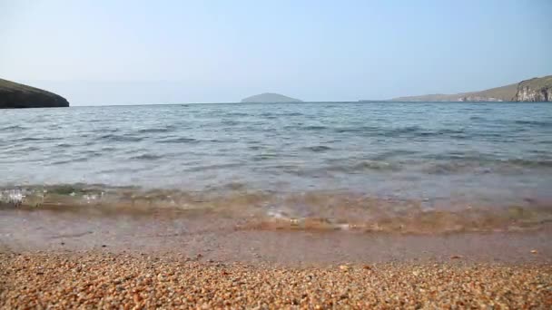 Naturaleza del lago Baikal. Panorama desde el agua — Vídeos de Stock