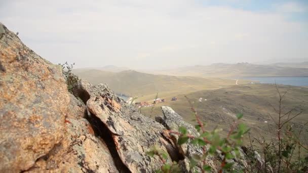 モンゴルへの島の石ムーンス トーン。バイカル湖 — ストック動画