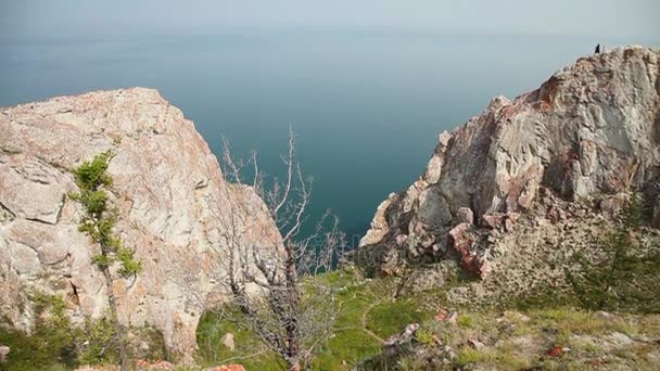 Baikalsee. Landschaft der Insel Olchon — Stockvideo