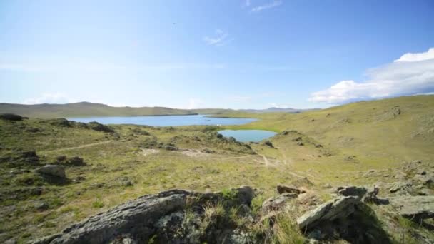 Baikalsee. Landschaft der Insel Olchon — Stockvideo